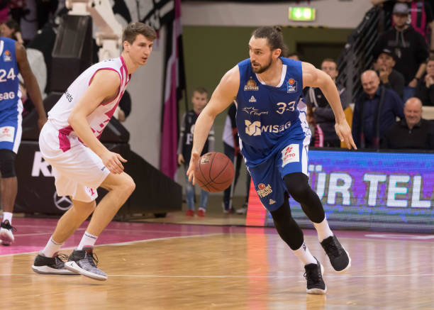 终帮助皇马 终帮助皇马